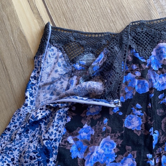 Free People printed shorts size 2 - Picture 7 of 14